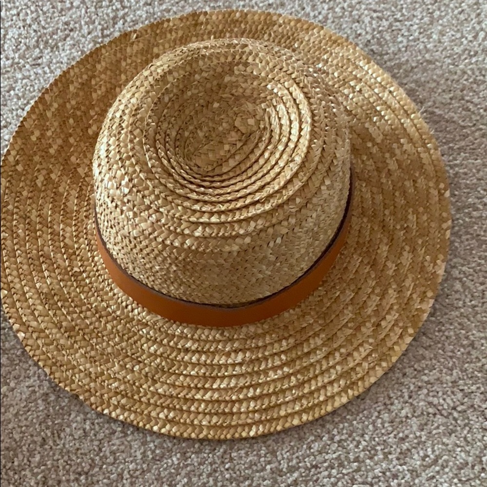 Boater hat